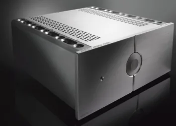 AUDIO Analogue Maestro 2.0 : la puissance, rien que la puissance, toute la puissance