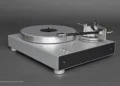 BALLFINGER créé la platine vinyle T 002 B