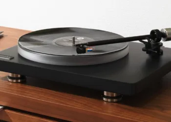 La nouvelle platine CLEARAUDIO s’appelle Compass
