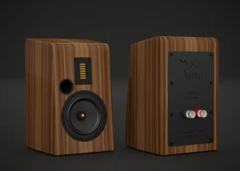 ESPRIT : la compacte Stella marche sur les traces de la colonne Amelia