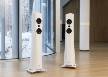 Evènement : ESTELON installe ses enceintes AURA au Centre Arvo Pärt en Estonie