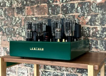 LOWTHER crée pour ses enceintes acoustiques le bloc de puissance PX4