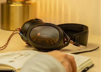 MEZE Audio Liric 2ème génération : l&rsquo;Art de l&rsquo;Évolution