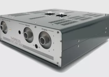 THÖRESS EHT Integrated : un amplificateur intégré hybride atypique au look rétro