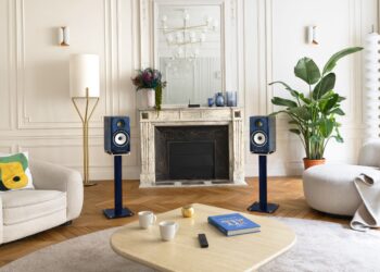 TRIANGLE Capella : des enceintes actives connectées qui incarnent le chant des étoiles jumelles