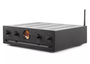 VINCENT SA-T7 Diamond : un préamplificateur – dac qui se distingue par ses tubes Telefunken