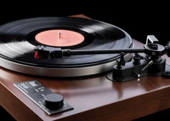 DUAL CS 529 BT : une platine vinyle automatique munie d&rsquo;une « interface » Bluetooth